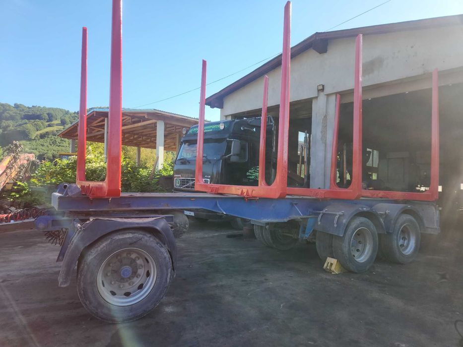 Remorca transport forestier sau multe piese din dezmembrari