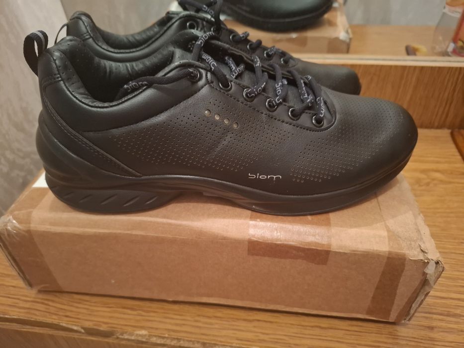 Кожанные кросовки