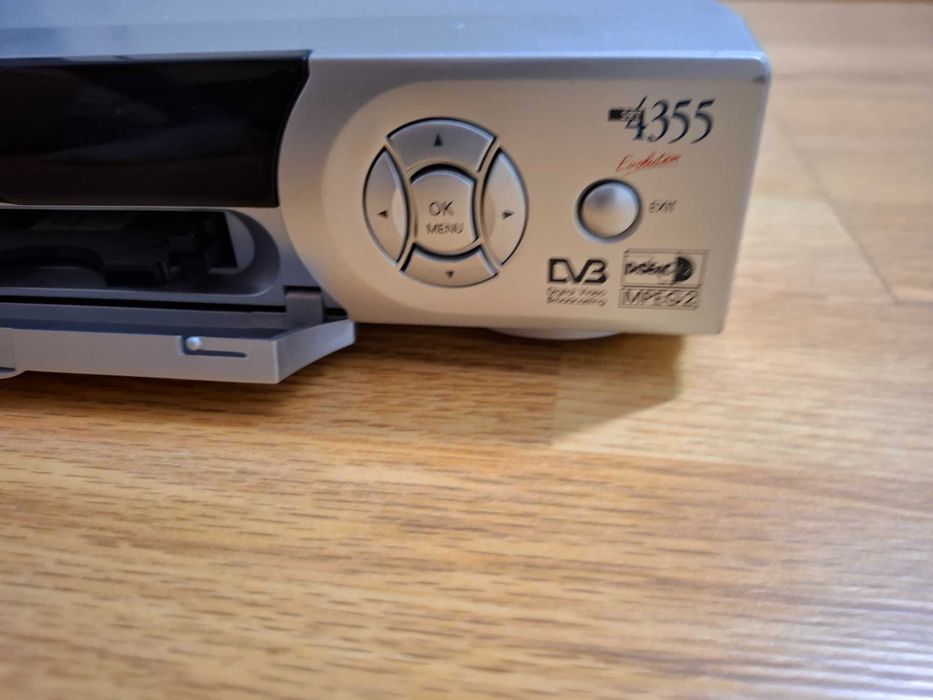 Receptor de satelit digital Strong-STR 4355 Evolution integratDVB-C