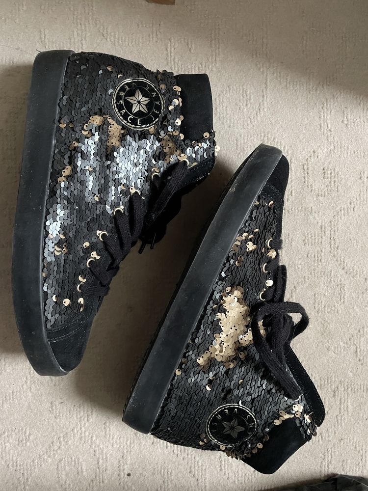 Маратонки Michael kors, new balance, versace jeans