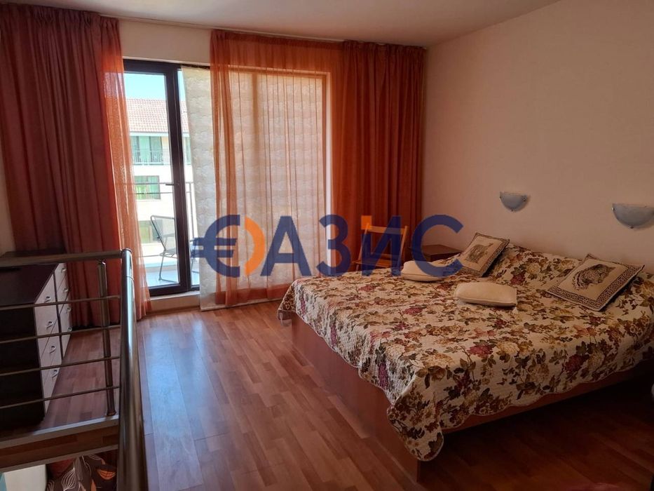 Продава се Двустаен апартамент в к.к. Слънчев бряг - 75 кв.м за 1027 €/кв.м - Снимка #5