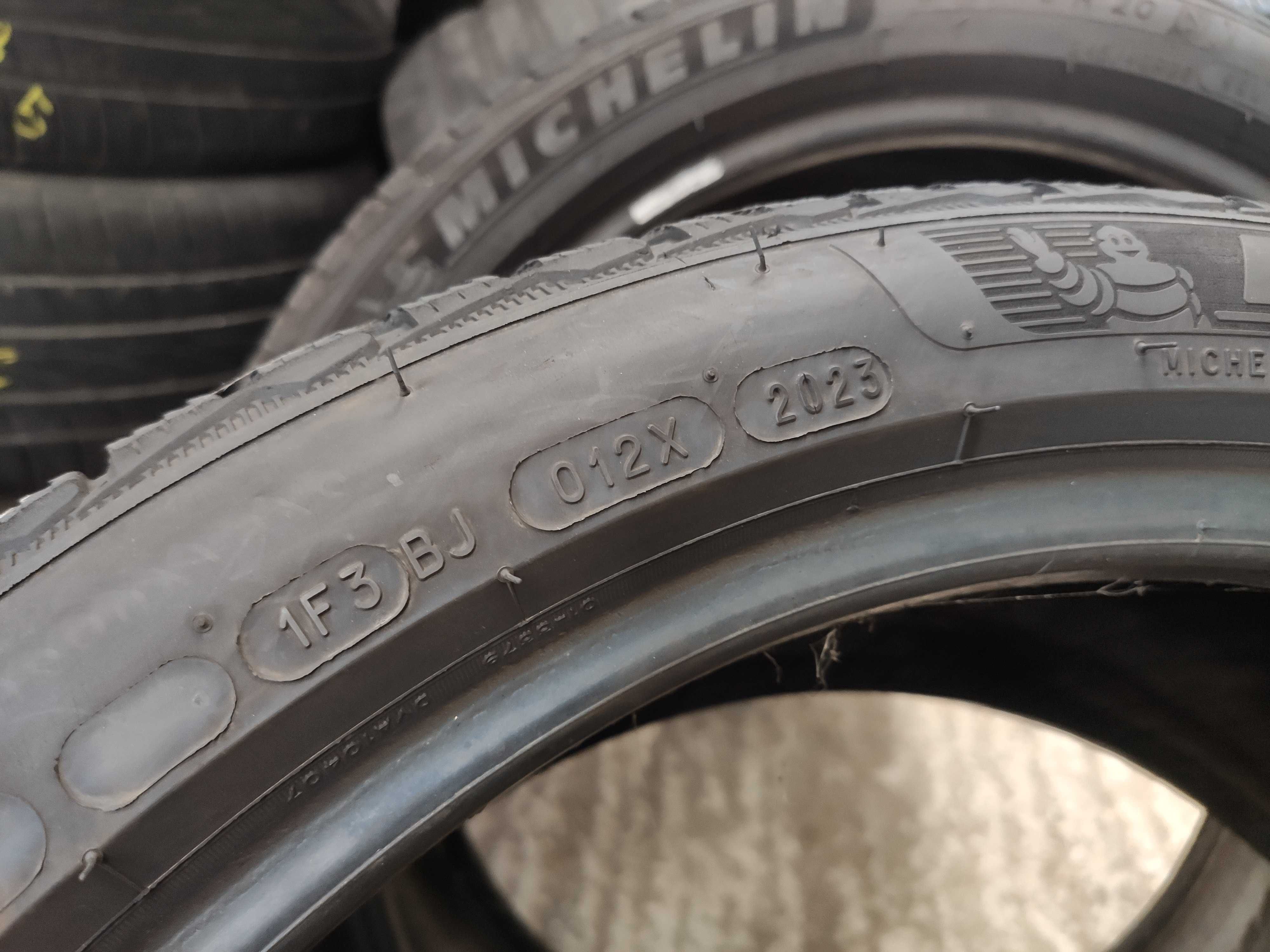 2бр Зимни гуми 245 40 20 - Michelin - DOT 2023