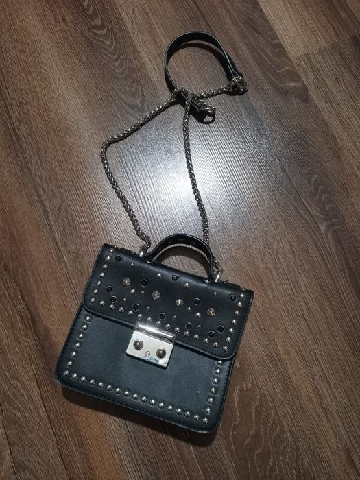 Дамска чанта Bershka