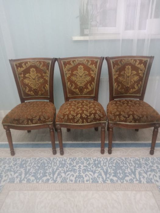 Продам стулья 8шт (можно 6 шт)