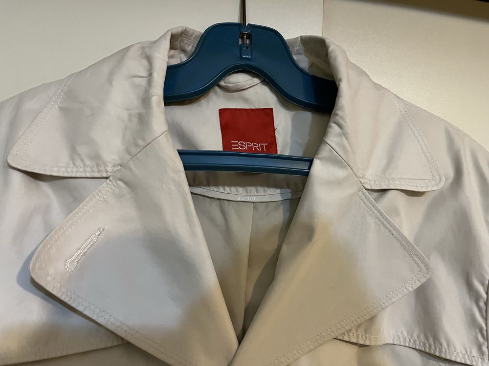 НАМАЛЕН Дамски бежов шлифер / тренчкот Esprit M-L