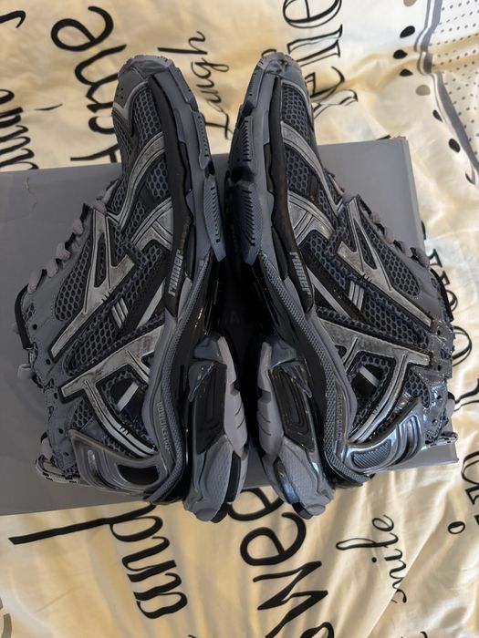 Balenciaga runner triple gray