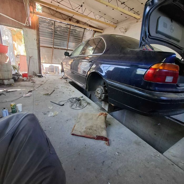 Vând/schimb 525d cu Logan