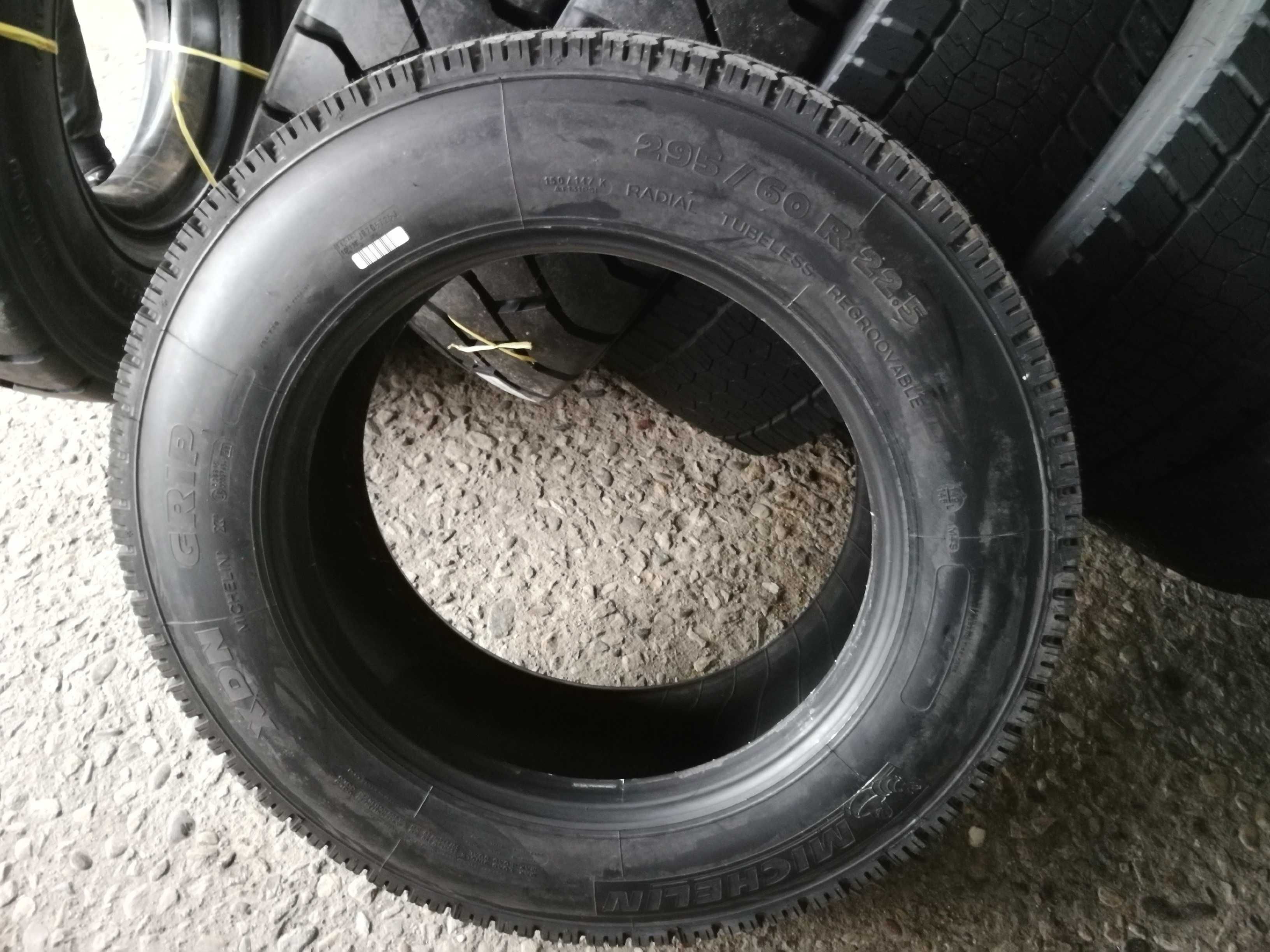 1 Нова тежкотоварна гума R22.5 295/60 Michelin XDN Grip 150/147K M+S