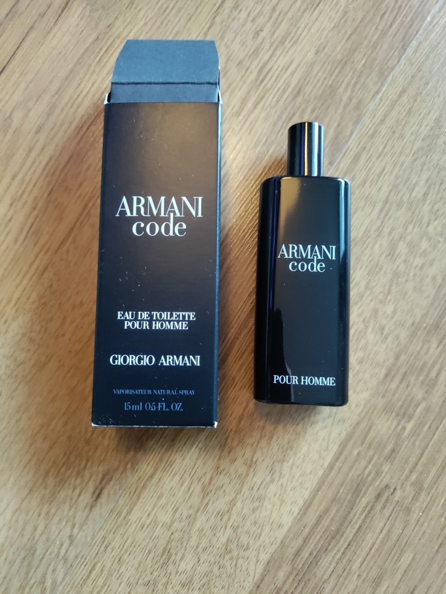 Нови и използвани парфюми от личната колекция.