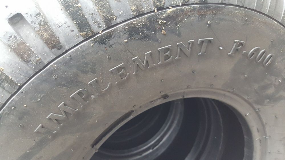 7.00-12 implement anvelope noi pt presa baloti CTS8