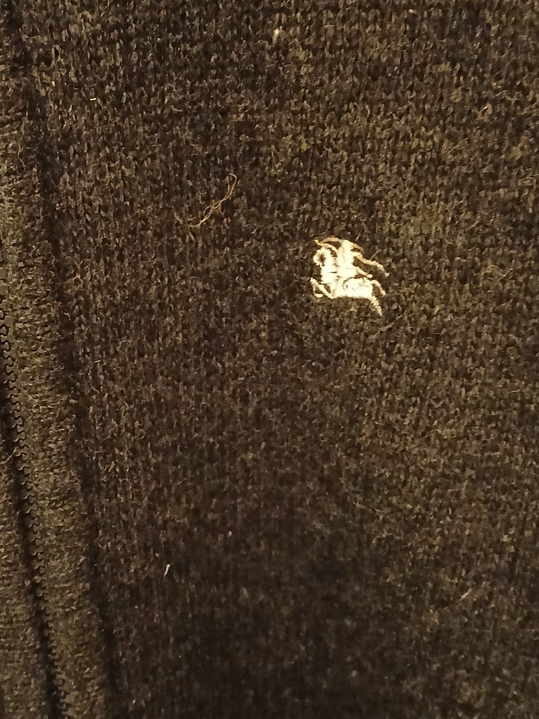 Мъжки жилетки Burberry и Paul &Shark.