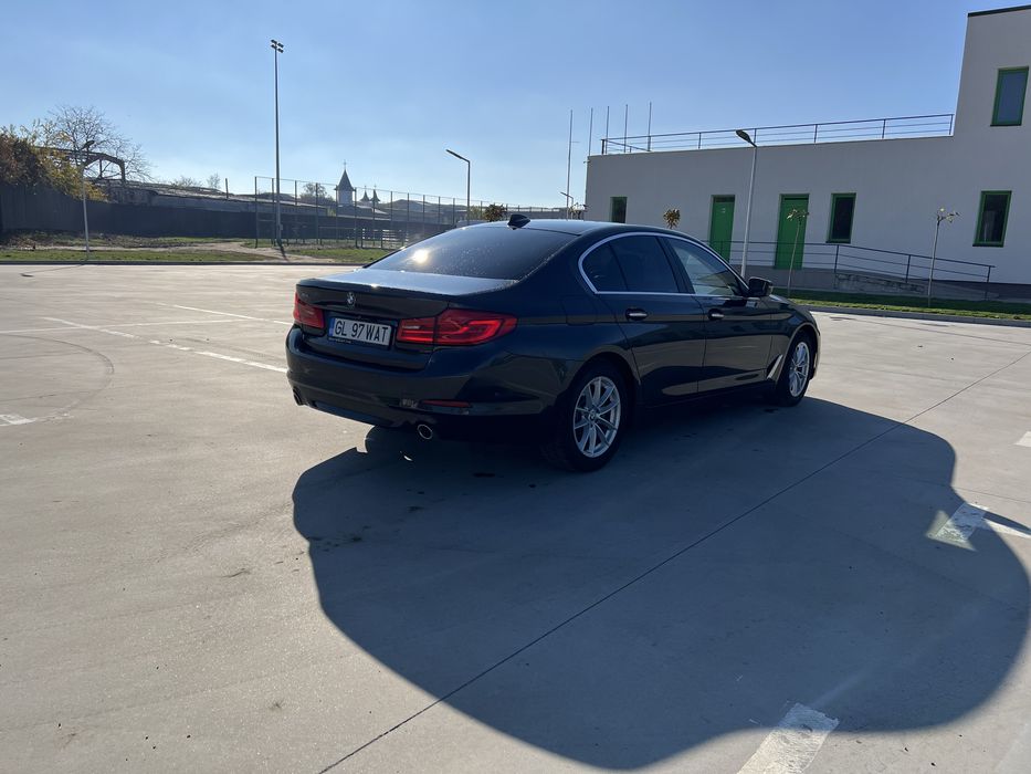 BMW Seria 5 BMW 520d G30