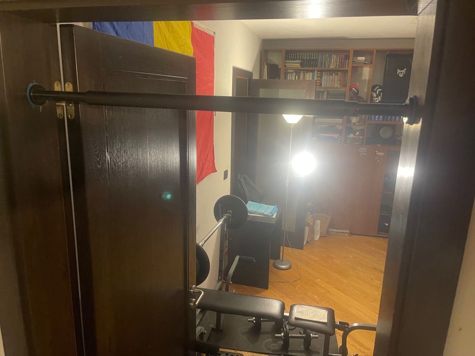 Aparat fitness complet – banc de forță, gantere, bară, 100 kg greutăți