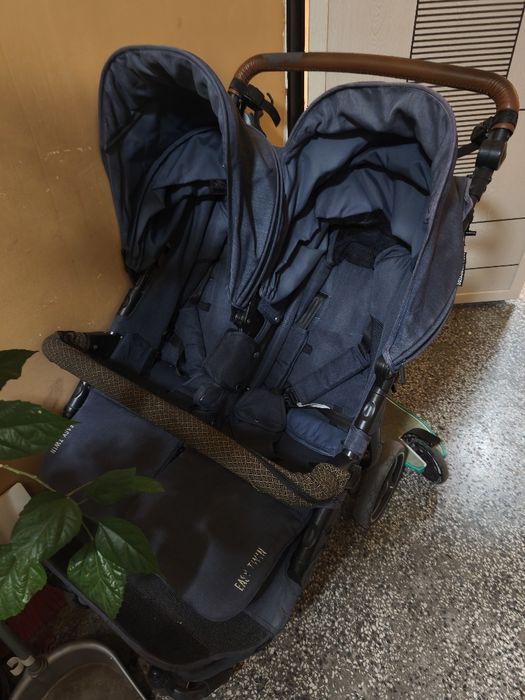 Количка за близнаци Baby monsters easy twin