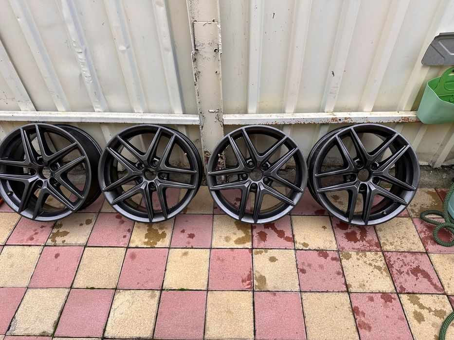 Jante OEM Audi A4 B9 Allroad r17 5x112