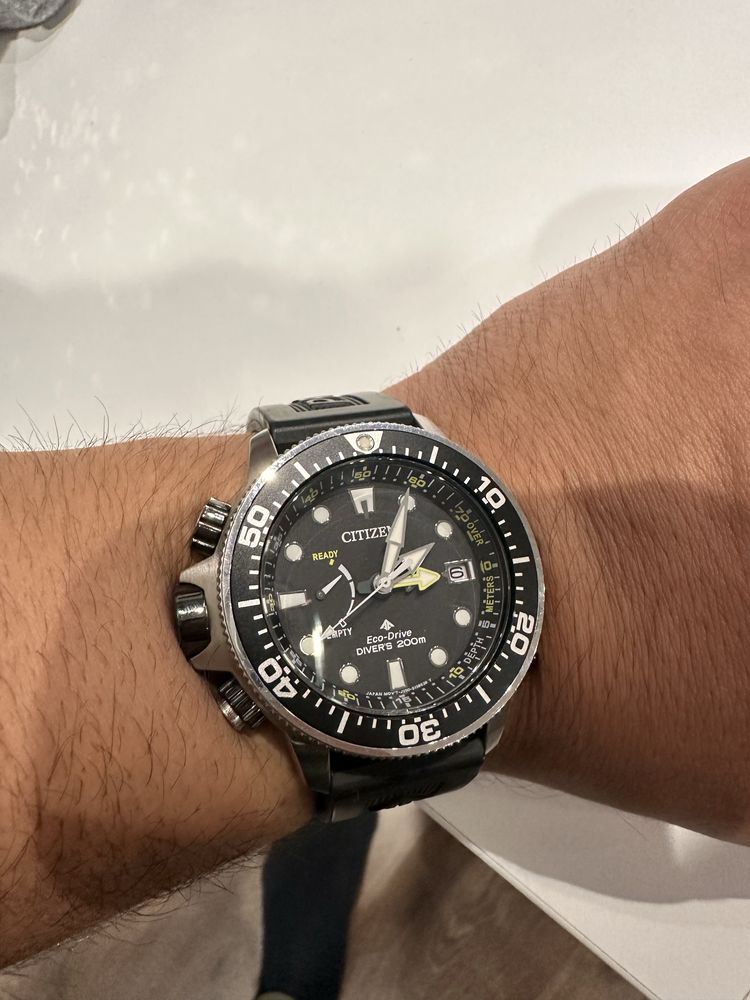 Продавам ОРИГИНАЛЕН Citizen Eco Drive Promaster Aqualand