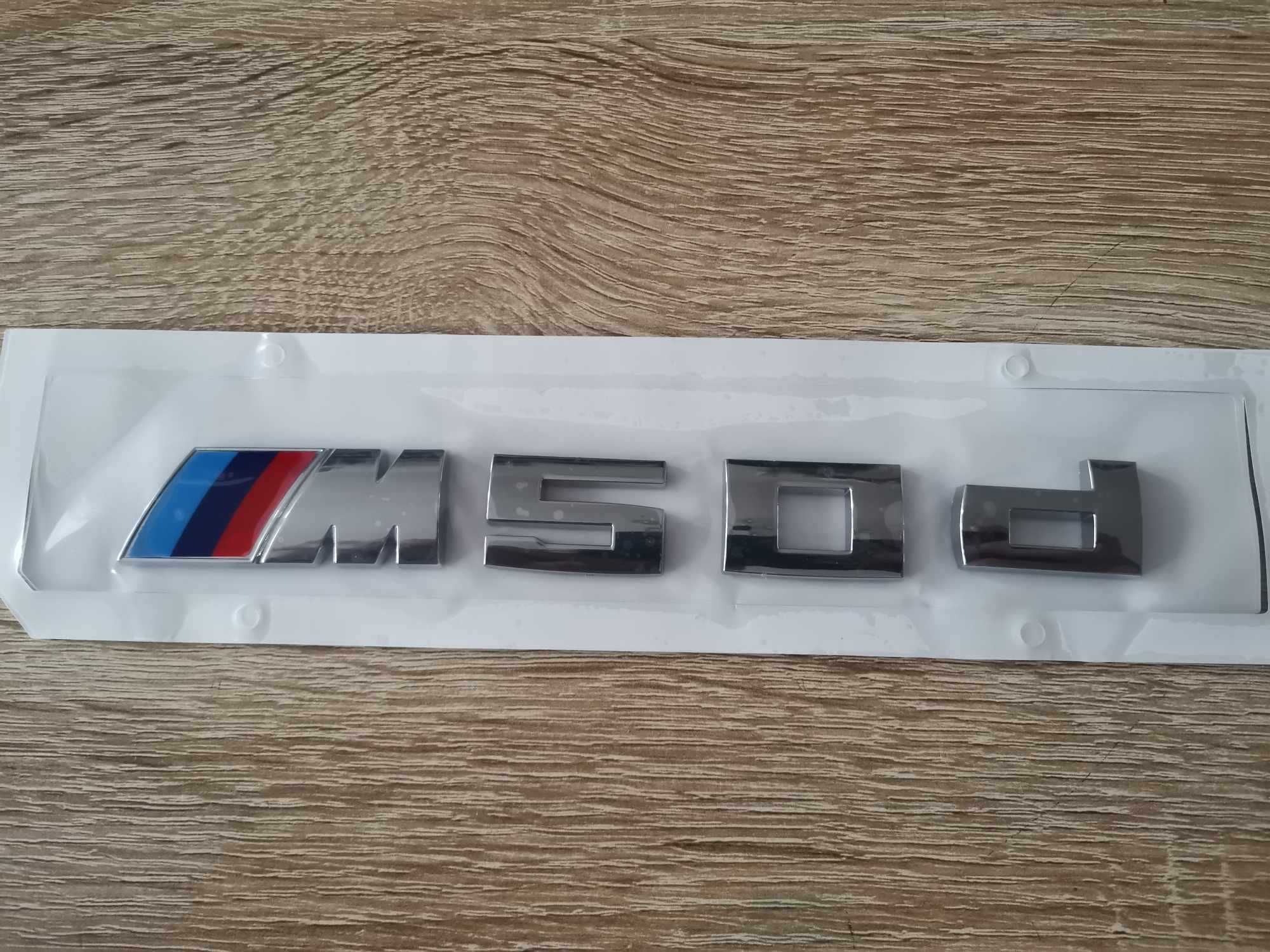 сребриста емблема BMW M50d малък размер