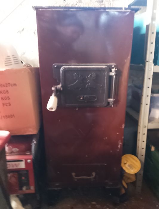 Vând soba 5 kw , noua fara să fie folosită niciodată