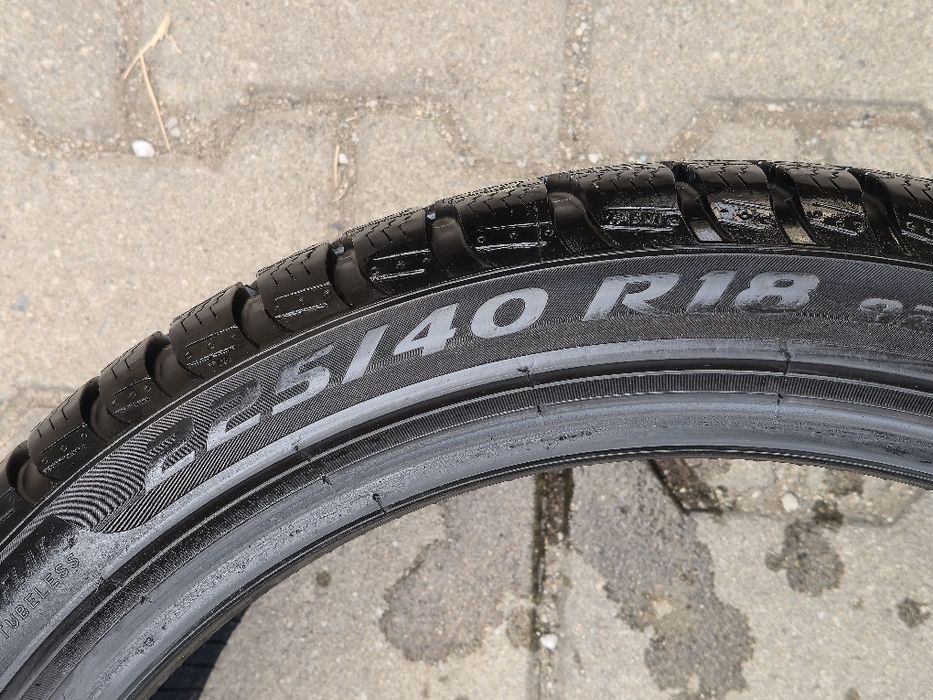 123 456 . .Pirelli