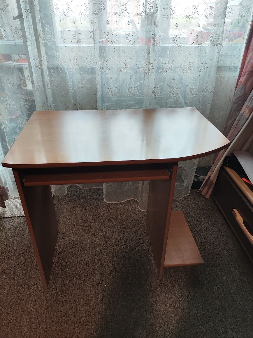 Бюро за компютър 80/75