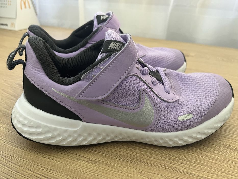Nike Revolution 5 Lilac