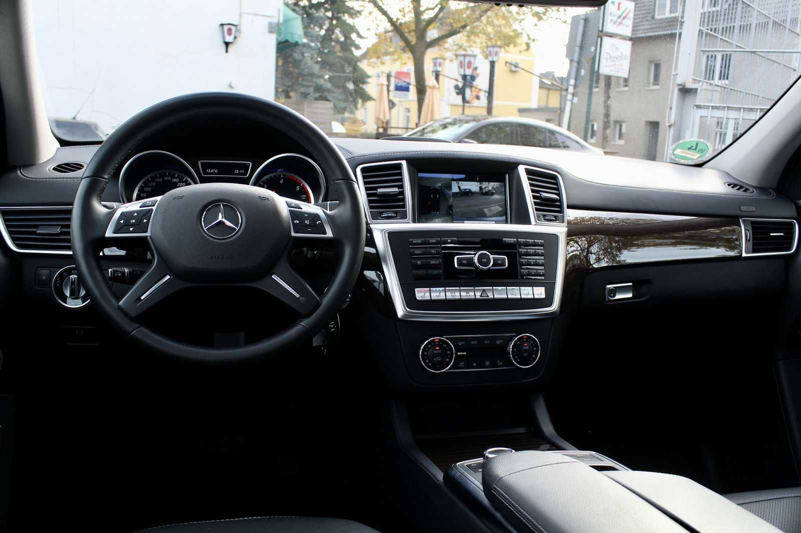 Mercedes-Benz GL 350 BlueTEC 4Matic 7G-TRONIC