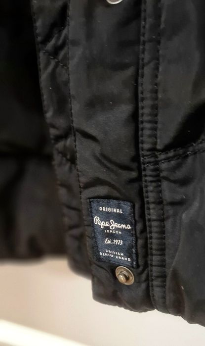 Дамско зимно яке на Pepe Jeans, размер L, с гъши пух