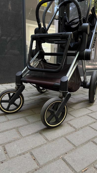 Шаси Cybex Priam 3 с основа за седалка