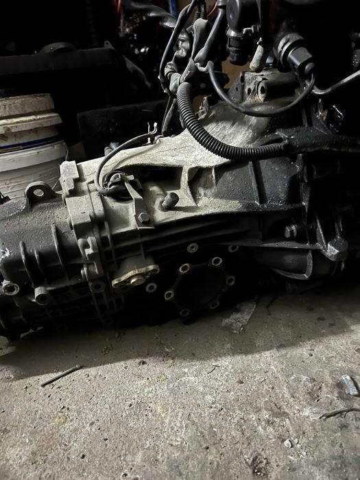 Cutie audi a 4  1.9tdi 5trepte