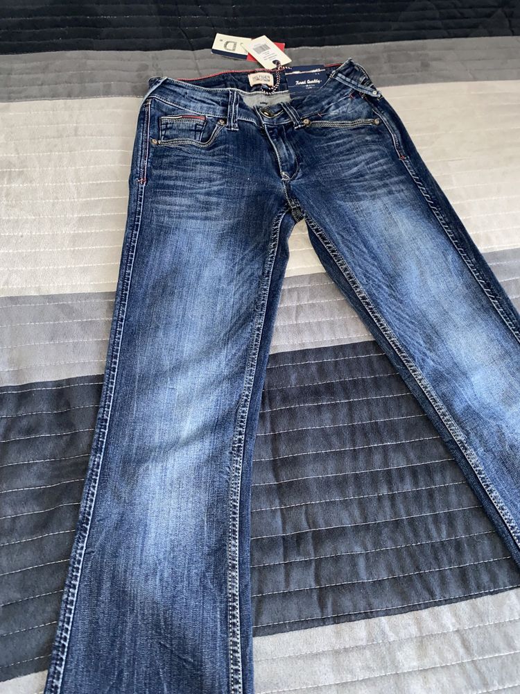 Tommy Hilfiger Denim Bootcut jeans дънки, 100% оригинал! Размер 25/34