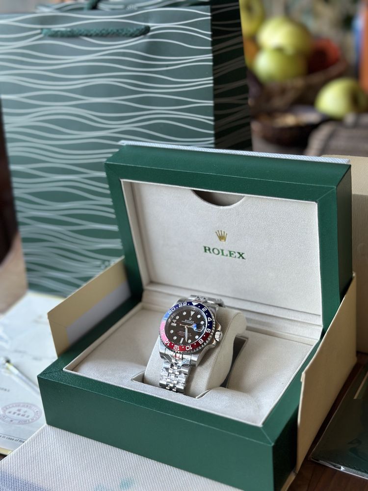 Rolex GMT-Master 2 “Pepsi” 40 mm