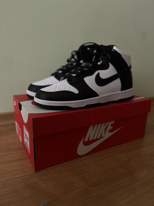 Nike Dunk Hi Retro B&W