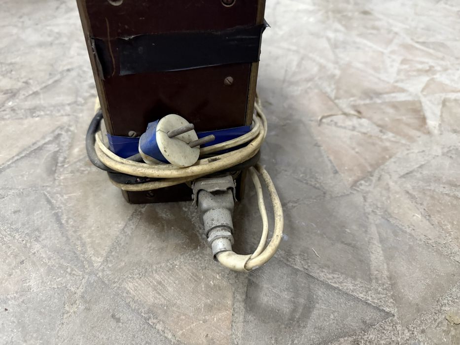 Зарядное устройство для авто аккумулятора