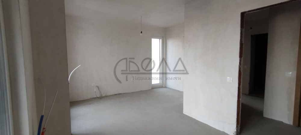 Продава се Тристаен апартамент в София, Кръстова вада - 78 кв.м за 2295 €/кв.м - Снимка #2