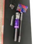 Aspirator vertical Dyson model Sv19