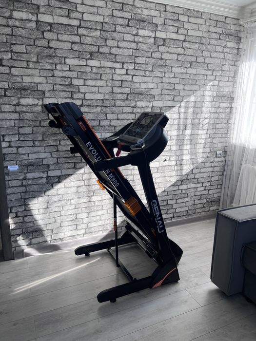 Беговая дорожка GENAU EVOLUTION M800