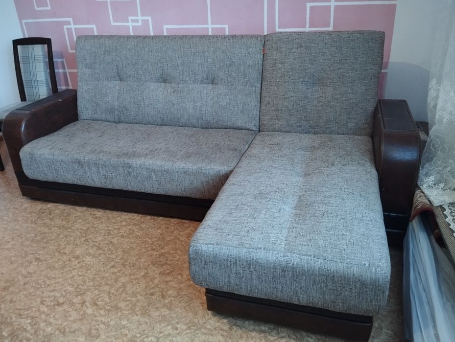 Продам угловой диван