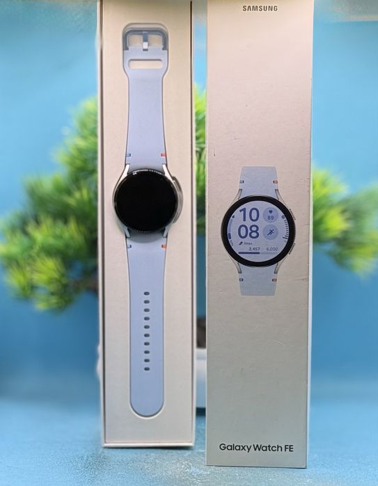 НОВ!!! Смарт часовник Samsung Galaxy Watch FE, 40 мм, BT, Silver