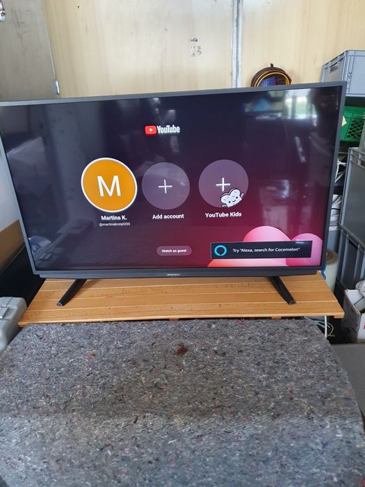 Телевизор  GRUNDIG смарт 43 инча