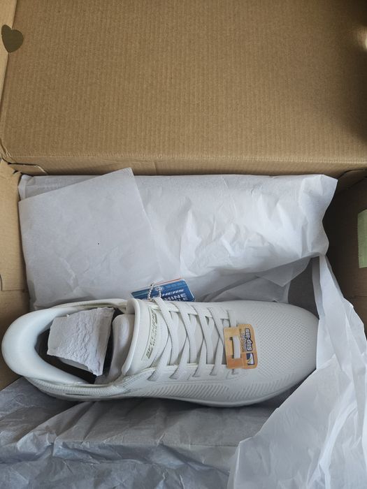 Дамски маратонки Skechers Slip-ins: BOBS Sport 40