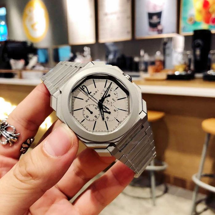 Ceas bărbătesc cu quartz BVLGARI Octo Finissimo Chronograph