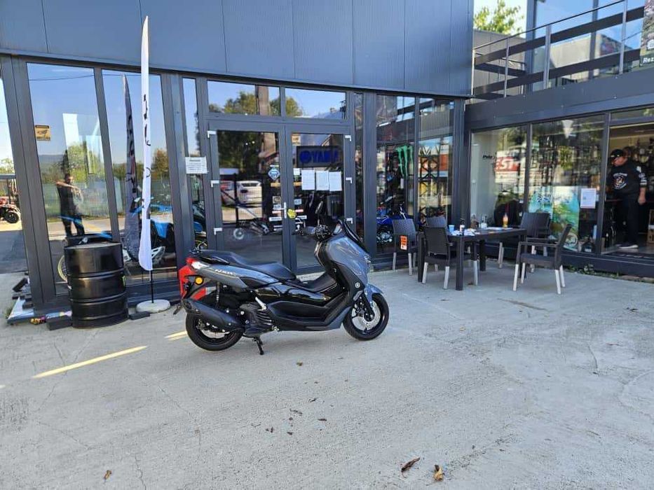 Yamaha NMax 125 model 2023-se conduce cu B-rulat 4277 km