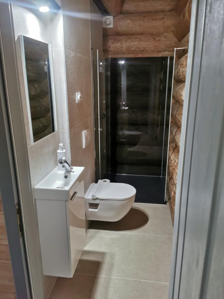 Închiriez cabana in Vatra-Dornei,3 camere,vedere superba si barbeque