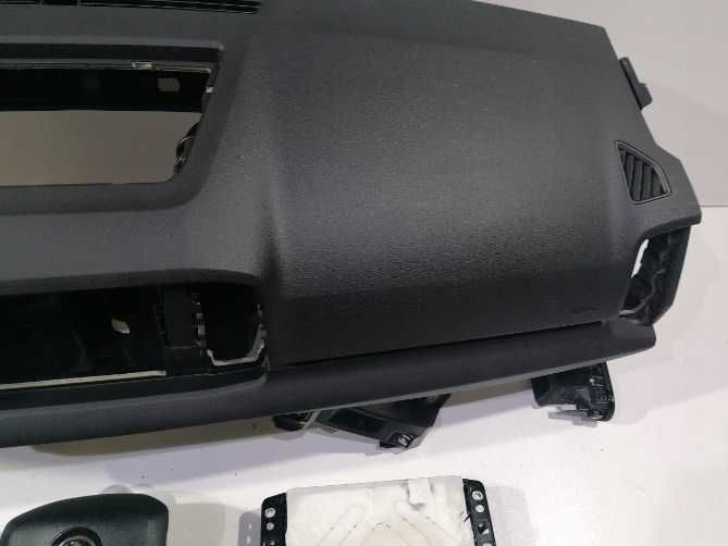 Skoda Karoq - plansa de bord - kit airbag - set centuri de siguranta