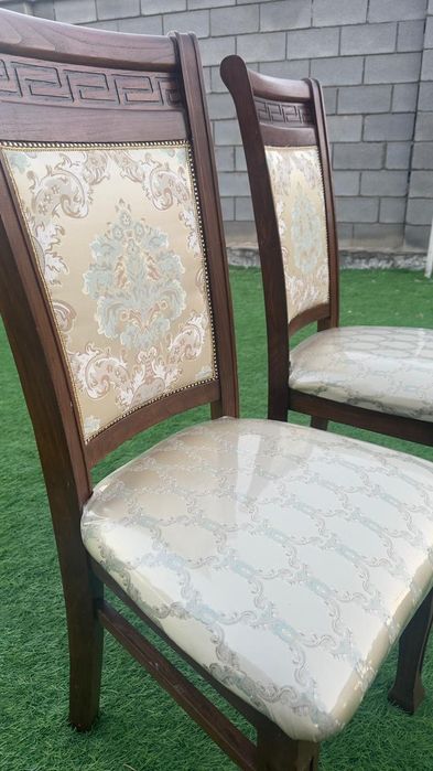 Продом стулья Versage, в отличном состоянии количество 18  штук