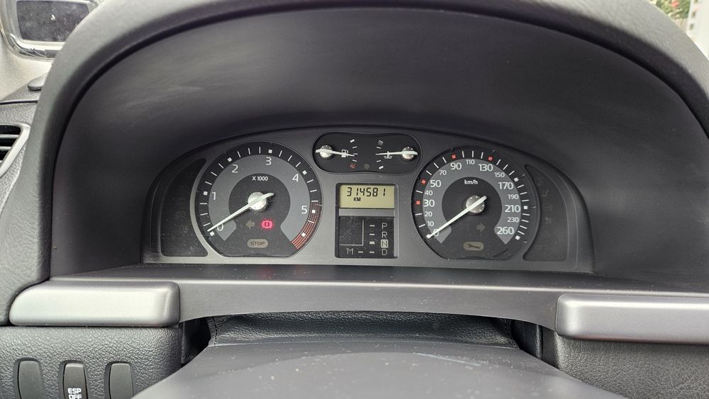 Vând Renault laguna 2