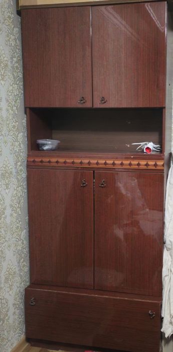 Шкаф китоблар учун