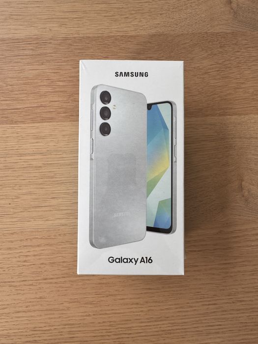 Samsung Galaxy A16 чисто нов със слушалки