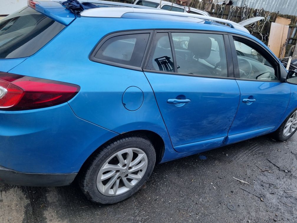 Bară spate completă, spoiler Renault Megane 3 kombi, breack brec combi