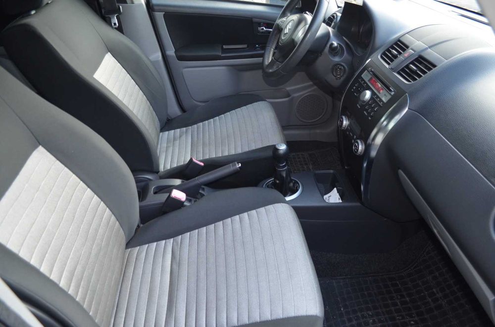 Suzuki SX4 - 4x4 - 1.6 benzina 120CP